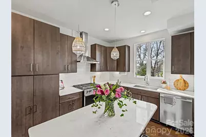 139 S Bruns Avenue, Charlotte, NC 28208 - Photo 8