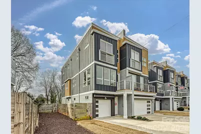 139 S Bruns Avenue, Charlotte, NC 28208 - Photo 2
