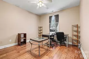 11115 Caroline Whitney Cir, Charlotte, NC 28212 - Photo 32