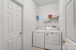 11115 Caroline Whitney Cir, Charlotte, NC 28212 - Photo 36