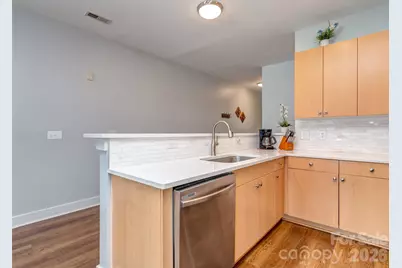 1101 W 1st Street #211, Charlotte, NC 28202 - Photo 10