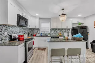 6628 Cool Water Ct, Charlotte, NC 28215 - Photo 10