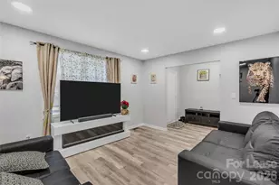 6628 Cool Water Ct, Charlotte, NC 28215 - Photo 6