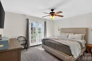 3706 Selwyn Farms Ln, Charlotte, NC 28209 - Photo 8