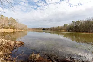 2025 Creekwood Dr, York, SC 29745 - Photo 4