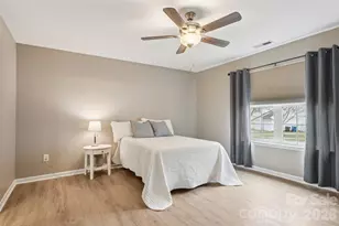 2457 Marthas Ridge Dr, Statesville, NC 28625 - Photo 14