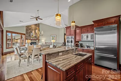 29 South Point Drive, Asheville, NC 28804 - Photo 12