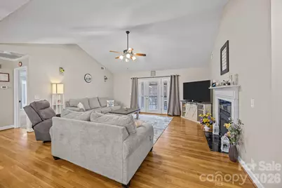 3156 Teresa Drive, Lincolnton, NC 28092 - Photo 6