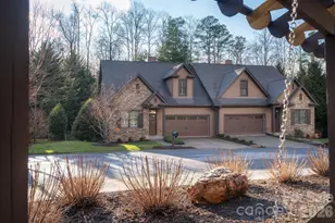 28 Meadow Village Ln, Asheville, NC 28803 - Photo 24