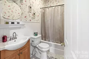 5227 Foley Dr, Hickory, NC 28602 - Photo 18