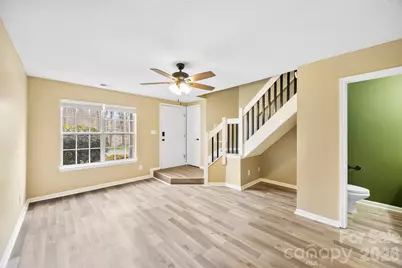 3105 Summercroft Lane, Charlotte, NC 28269 - Photo 2