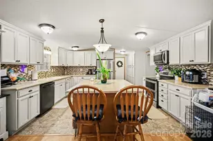 752 Sam Brown Rd, Gastonia, NC 28056 - Photo 8