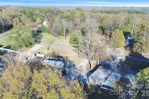 752 Sam Brown Rd, Gastonia, NC 28056 - Photo 2