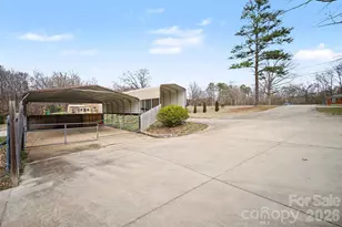 752 Sam Brown Rd, Gastonia, NC 28056 - Photo 40