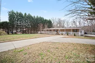 752 Sam Brown Rd, Gastonia, NC 28056 - Photo 4