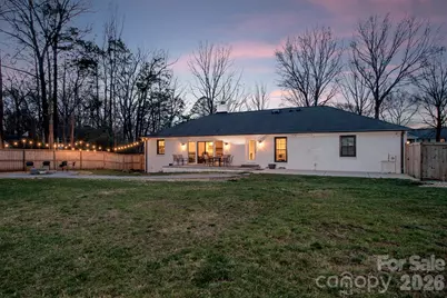 7710 Ridgeloch Place, Charlotte, NC 28226 - Photo 2