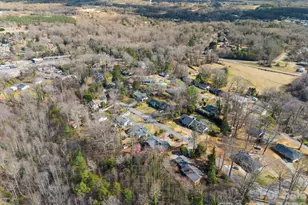 204 Fernwood Dr, Rutherfordton, NC 28139 - Photo 10