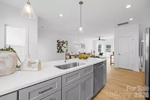 3920 Hager Dr, Charlotte, NC 28208 - Photo 14