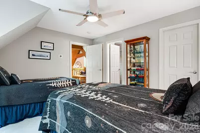 5584 Spring Road, Hendersonville, NC 28739 - Photo 30