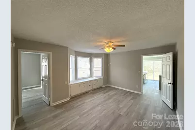 513 Rhodes Avenue, Kings Mountain, NC 28086 - Photo 8