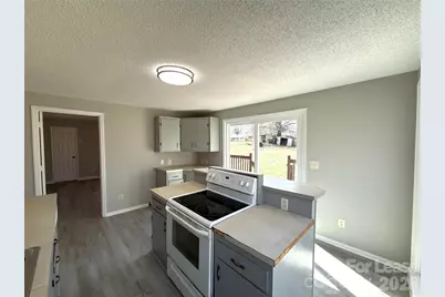 513 Rhodes Avenue, Kings Mountain, NC 28086 - Photo 6