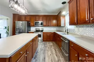 2005 Blue Iris Dr, Matthews, NC 28104 - Photo 10