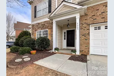 2005 Blue Iris Drive, Matthews, NC 28104 - Photo 2
