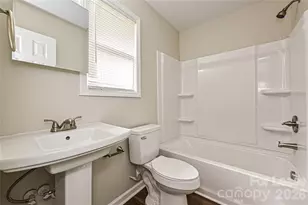 302 E Hudson St, Monroe, NC 28112 - Photo 8