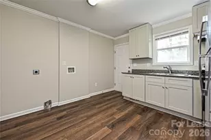 302 E Hudson St, Monroe, NC 28112 - Photo 6