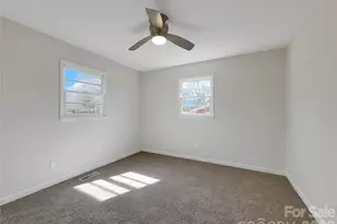 138 Victoria Dr, Statesville, NC 28625 - Photo 14