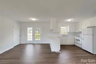 138 Victoria Dr, Statesville, NC 28625 - Photo 10