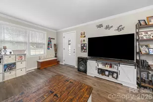 211 E Ohio Ave, Bessemer City, NC 28016 - Photo 8