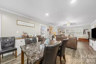 211 E Ohio Avenue, Bessemer City, NC 28016 - Photo 12