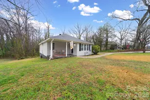 211 E Ohio Ave, Bessemer City, NC 28016 - Photo 4