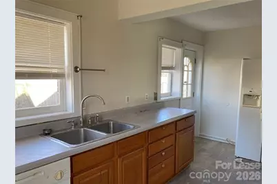 960 Fairmont Avenue, Salisbury, NC 28144 - Photo 2