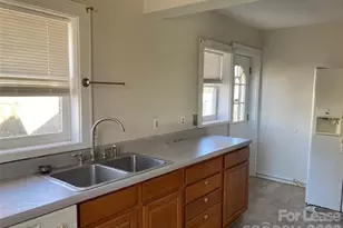 960 Fairmont Ave, Salisbury, NC 28144 - Photo 2