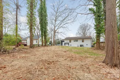 915 Crestmere Street, Charlotte, NC 28208 - Photo 22