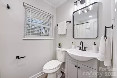 915 Crestmere Street, Charlotte, NC 28208 - Photo 20