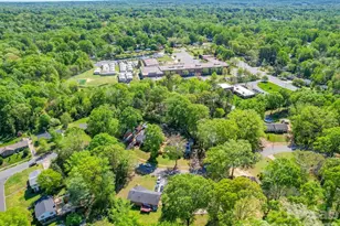 6820 Elm Forest Dr, Charlotte, NC 28212 - Photo 38