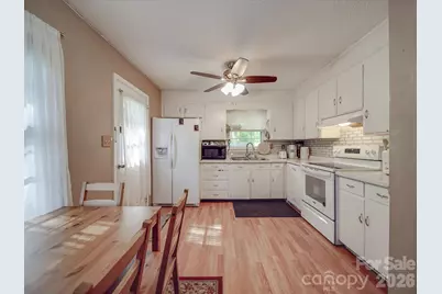 6820 Elm Forest Drive, Charlotte, NC 28212 - Photo 10