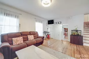 6820 Elm Forest Dr, Charlotte, NC 28212 - Photo 6