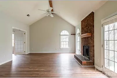 803 Brightmoor Drive, Matthews, NC 28105 - Photo 2