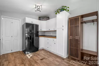 250 Dirt Road, Taylorsville, NC 28681 - Photo 18