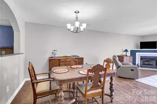 17640 Caldwell Track Dr, Cornelius, NC 28031 - Photo 4