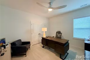 5212 Glenwalk Dr, Charlotte, NC 28269 - Photo 38