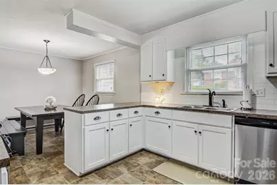 1019 Pennton Avenue SW, Lenoir, NC 28645 - Photo 12