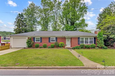 1019 Pennton Avenue SW, Lenoir, NC 28645 - Photo 2