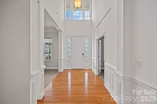 9927 Daufuskie Dr, Charlotte, NC 28278 - Photo 2