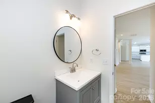 2705 Gosling Terrace Rd, Charlotte, NC 28262 - Photo 12