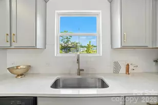 1103 Overland Dr, Dallas, NC 28034 - Photo 8